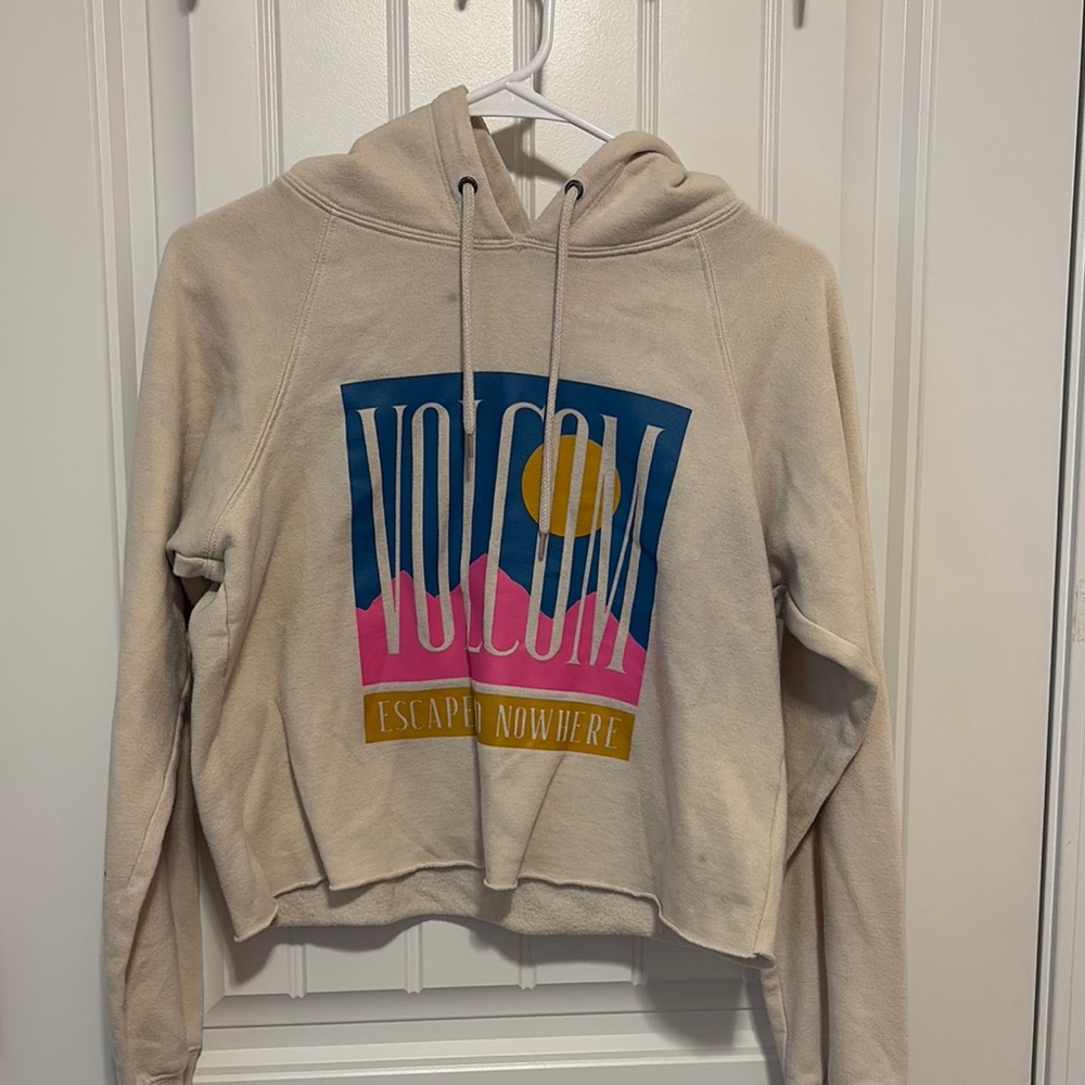 Volcom Cream Hoodie with Vibrant Graphic